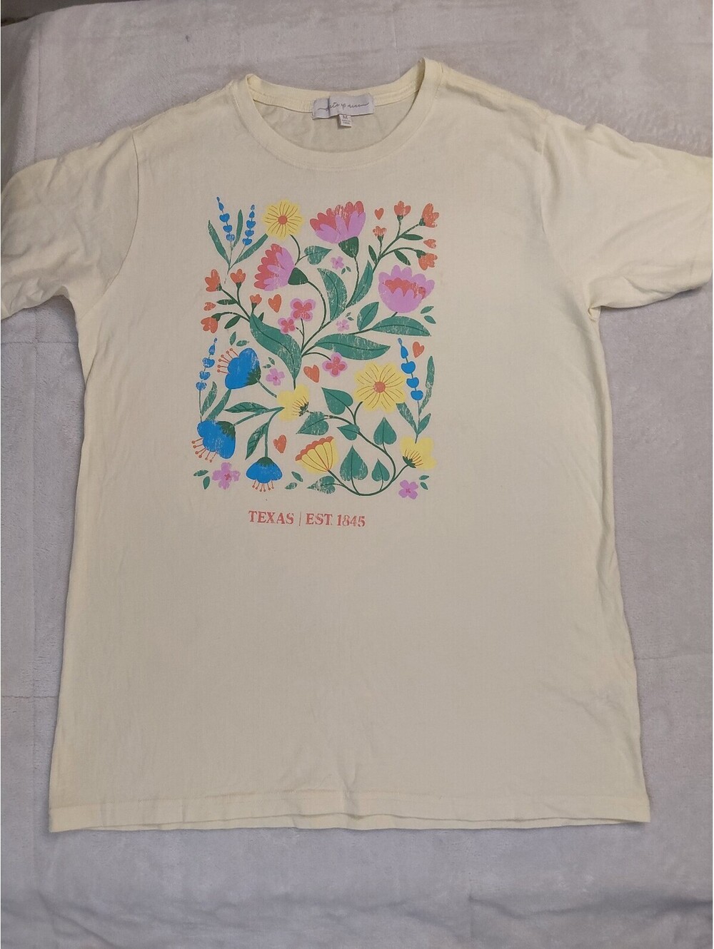 State of Mine Women's Cotton Floral Graphic T-Shirt, Medium, Cream. 0057